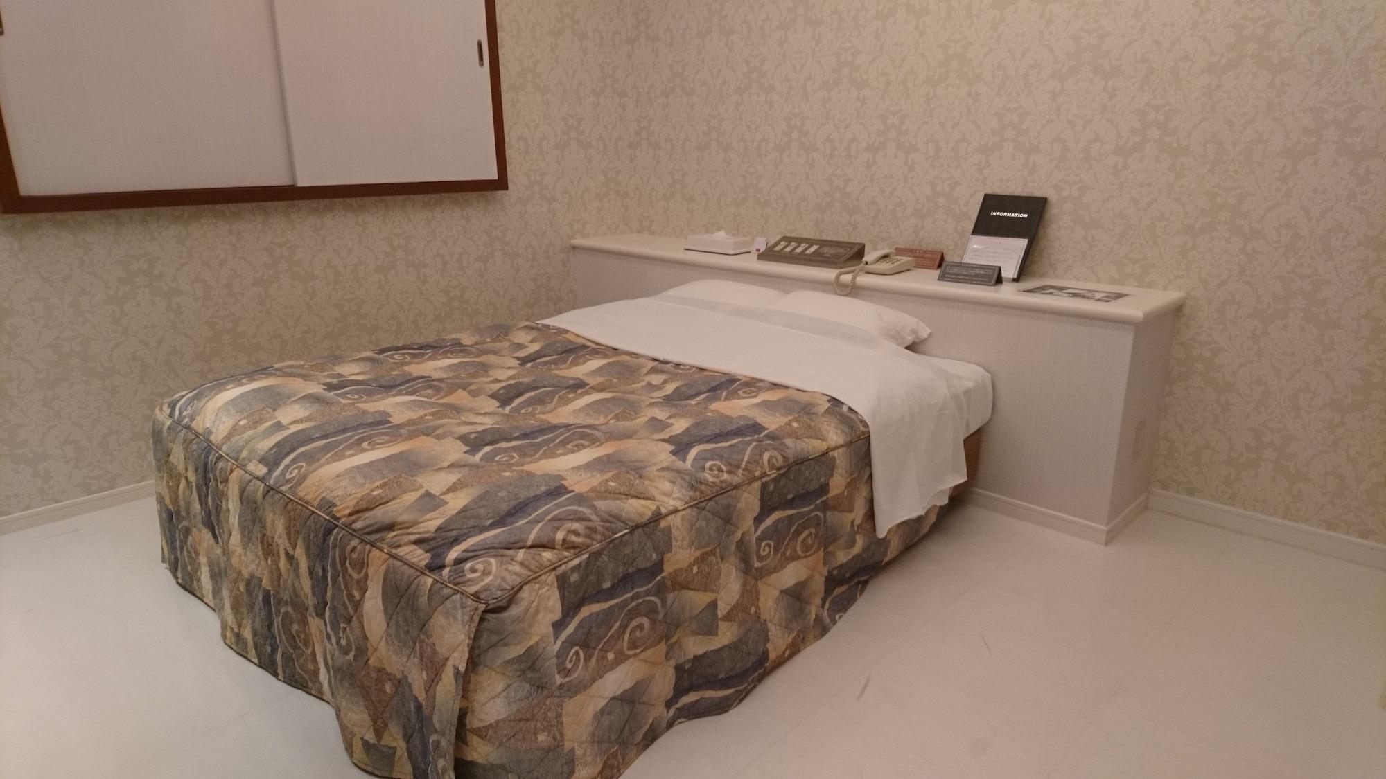 Hotel Eris Hakata (Adults Only) Фукуока Экстерьер фото
