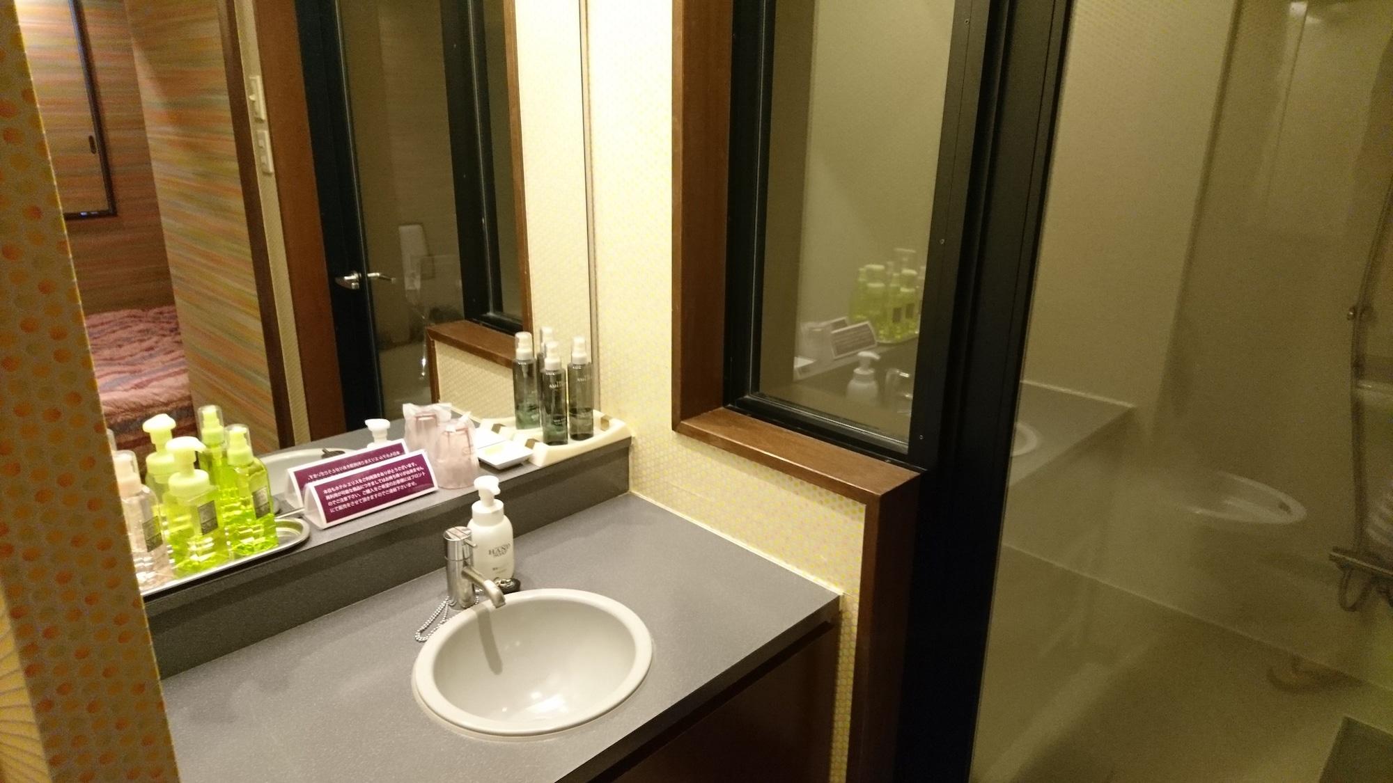 Hotel Eris Hakata (Adults Only) Фукуока Экстерьер фото