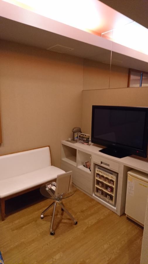 Hotel Eris Hakata (Adults Only) Фукуока Экстерьер фото
