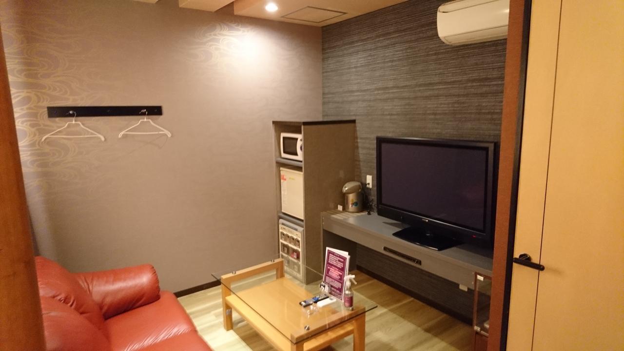 Hotel Eris Hakata (Adults Only) Фукуока Экстерьер фото